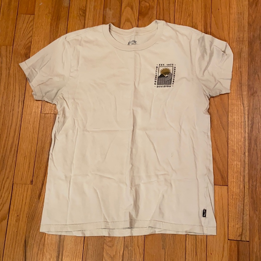 Billabong t-shirt in size Medium